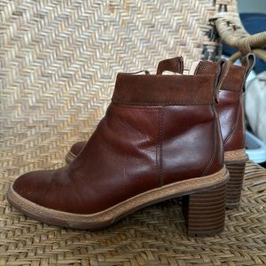 Clark’s boots. Lightly worn, good condition.